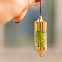 peridot, peridot kristal, peridot nihalo, nihalo, nihalo s kristali, vedeževanje