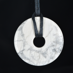 magnesite crystal, magnesite pendant, shop with crystals, crystal jewerly, energy jewerly
