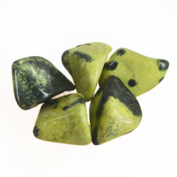 chytha,serpentine, jade, chytha crystal, pocket crystal, stability crystal, balance crystal
