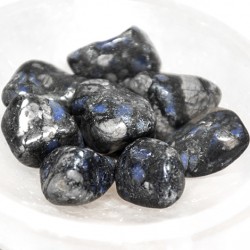 blue liberite, que sera,