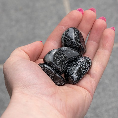 sienite, sienite crystal, pocket crystal, energy crystal, protection crystal, crystal shop