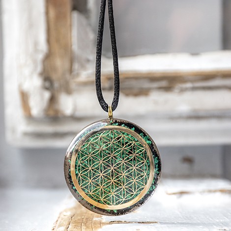 malachite,black tourmaline,orgonite,orgonite necklace, energy jewellery, love crystal, relationship crystal