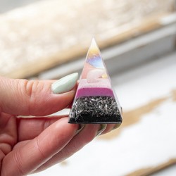 rose quartz, orgonite, orgonite pyramid, rose quartz orgonite pyramid, love crystal