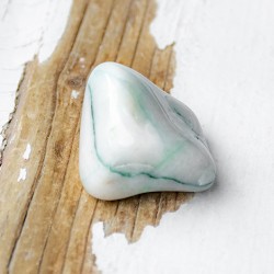 dioptase, dioptase in quartz, pocket crystal, energy crystal, emotions crystal, green crystal