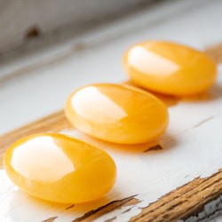 YELLOW CALCITE PALM STONE