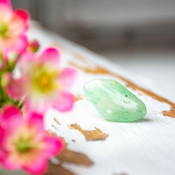 green aventurine, pocket crystal, energy crystal, green crystals