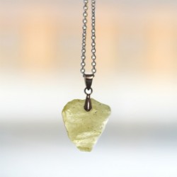 LIBYAN DESERT GLASS necklace, tektite