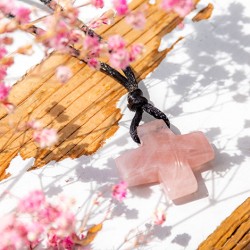 hearth chakra, rose quartz, rose quartz necklace, crystal for love, pink crystals
