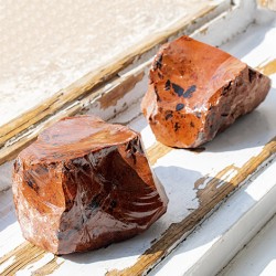 mahagoni obsidian, mahagoni obsidian večji kos, kristali za zaščito, kristali za moč, kristali proti negativni energiji
