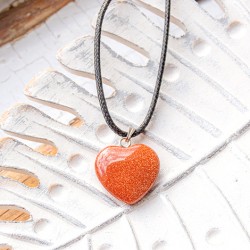 sunstone, sunstone necklace, sunstone jewellery, crystal necklace, crystal jewellery